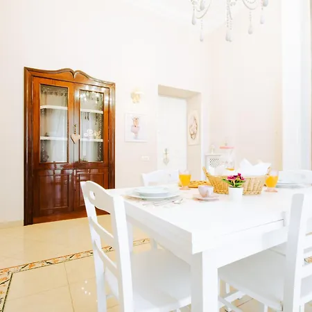 Citarelli Family House Naples